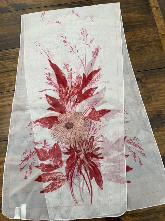 Jones New York Accessories - Jones New York Floral Scarf 🧣